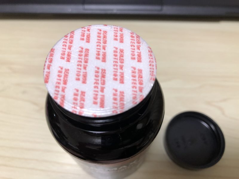 シール貼ってあります